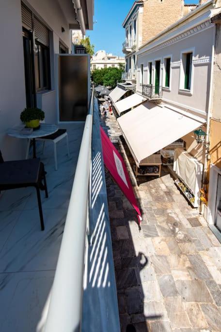 Plaka Rafaela Elegant Urban Retreat In Athens Historic Heart Leilighet Eksteriør bilde